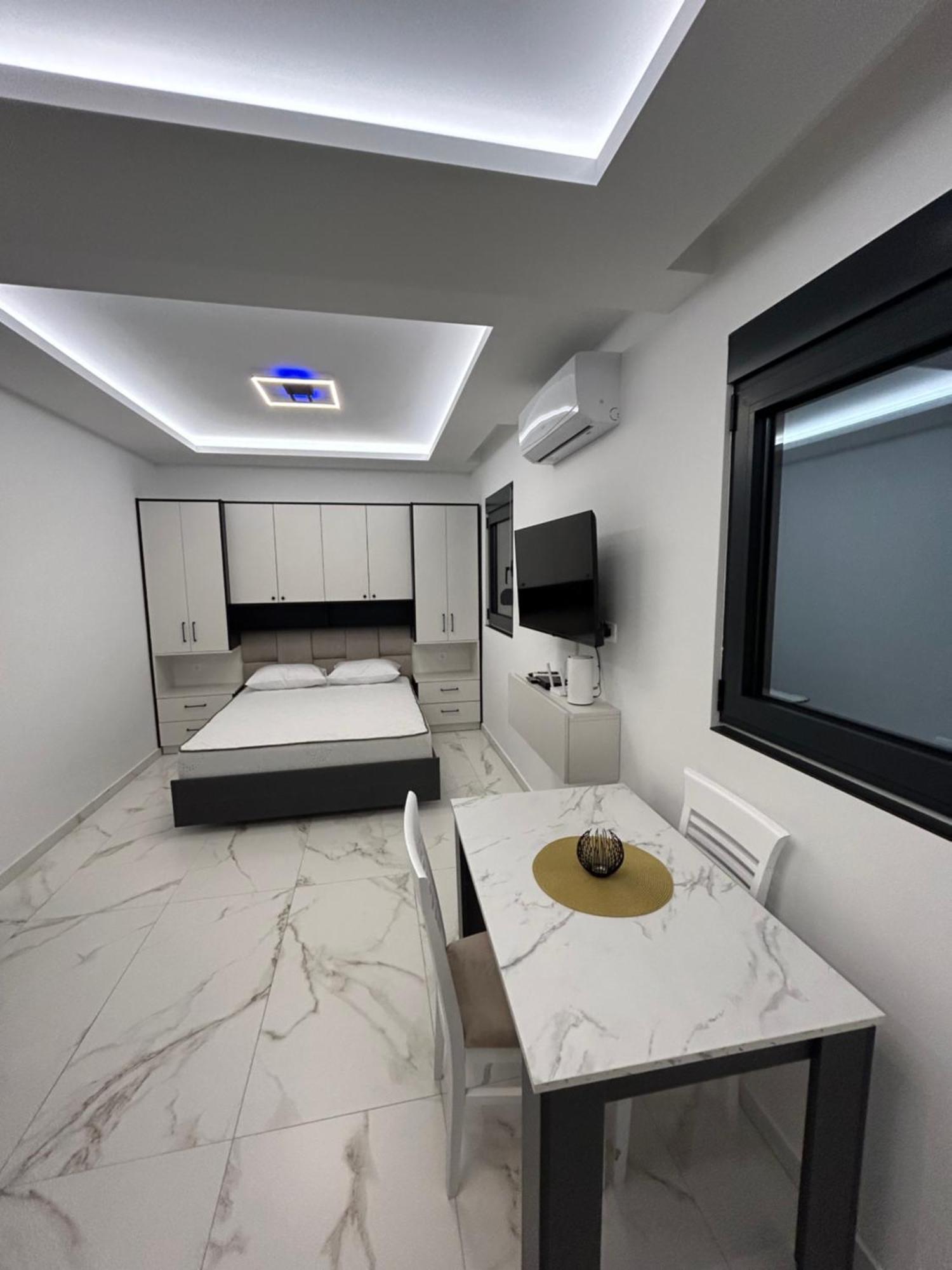 Merlin Prestige Apartments Будва Екстериор снимка
