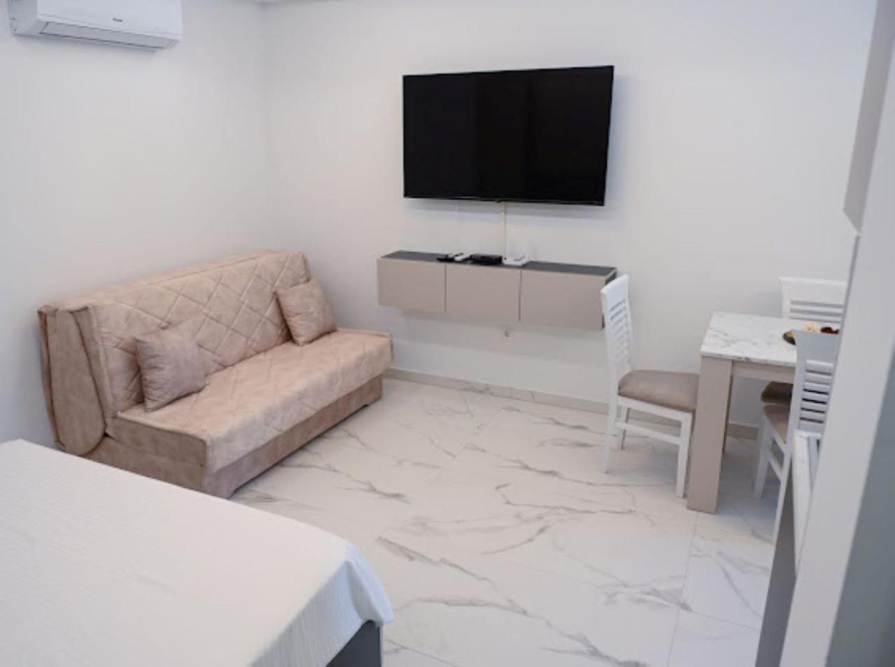 Merlin Prestige Apartments Будва Екстериор снимка