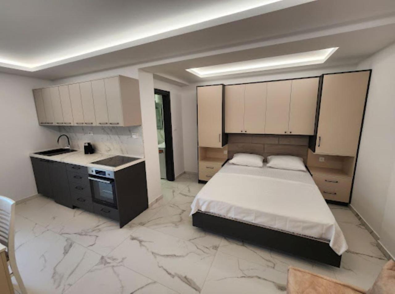 Merlin Prestige Apartments Будва Екстериор снимка